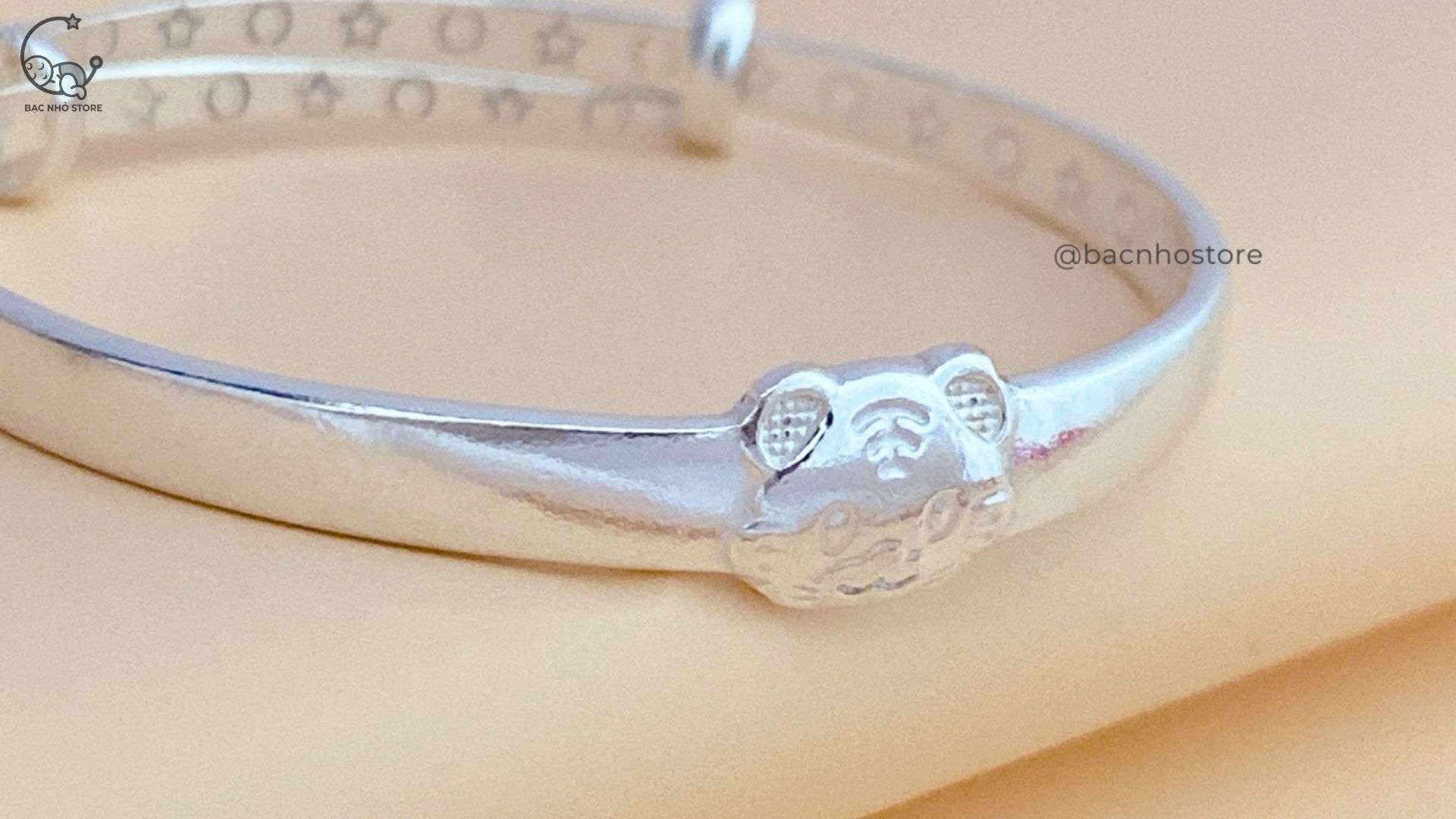 Read more about the article Loại bạc nào tốt nhất hiện nay? Bạc ta nguyên chất hay bạc ý 925