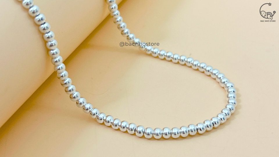 Read more about the article Tham khảo ngay 4 mẫu dây bạc cho bé trai hot nhất tại Bạc Nhỏ