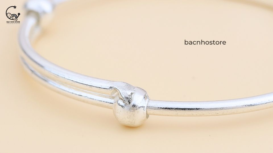 deo-vong-bac-co-tot-khong-3