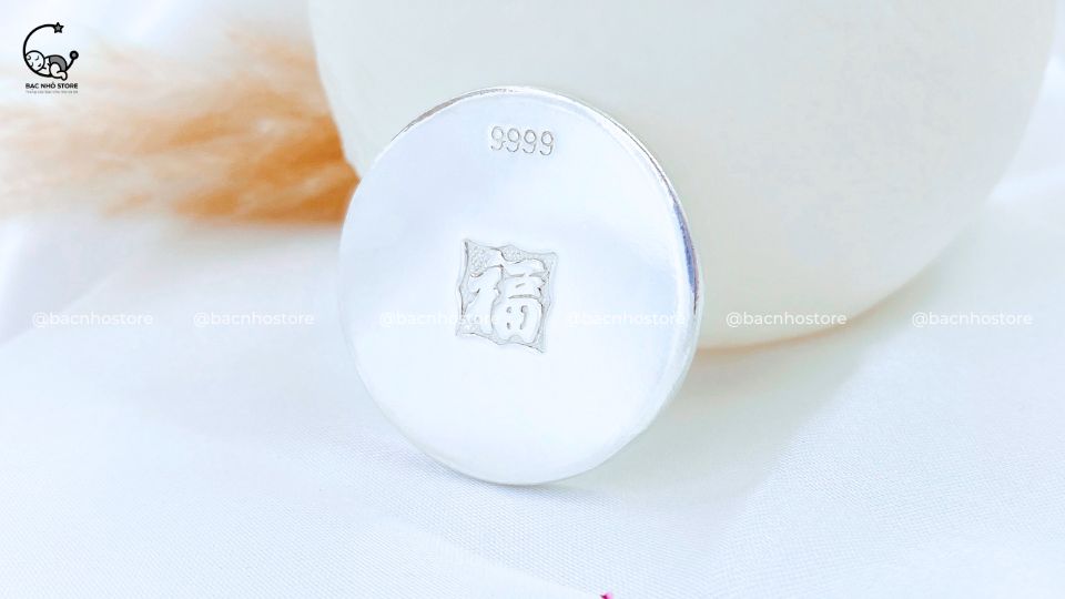 Read more about the article Bí quyết giải cảm với đồng xu bạc đánh gió