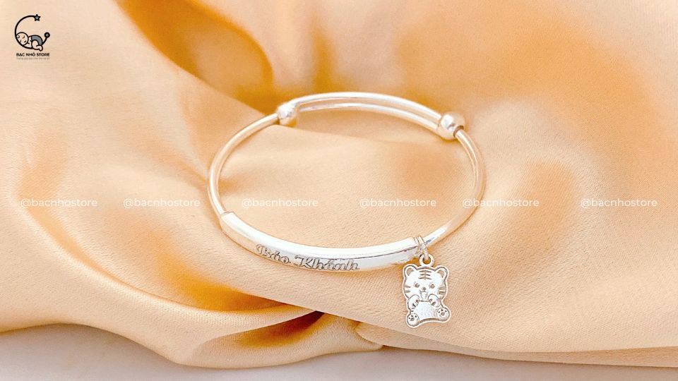 lac-bac-cho-be-khac-ten-3