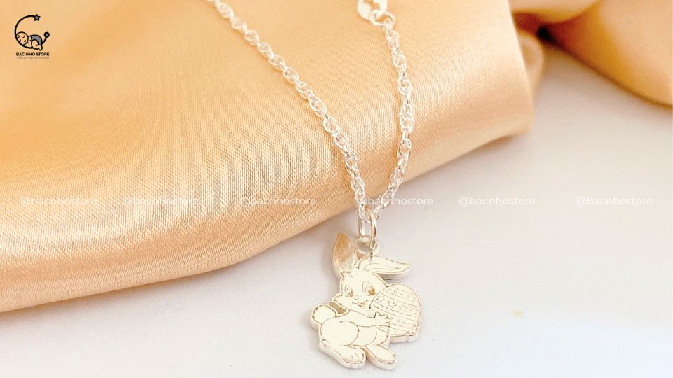 Read more about the article Tổng hợp 7 tác dụng của bạc trong đời sống 